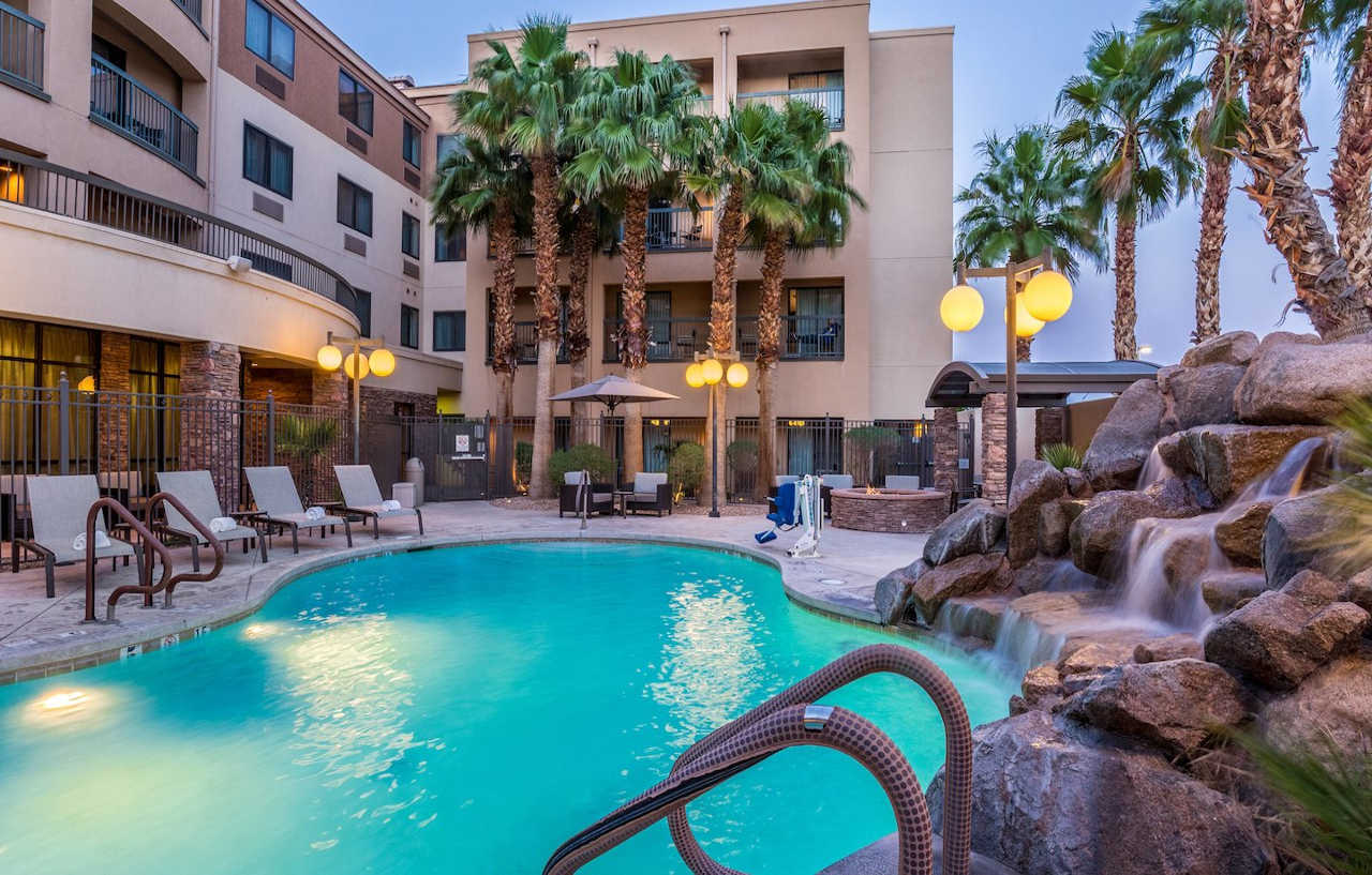 Courtyard By Marriott Las Vegas Stadium Area Exterior foto